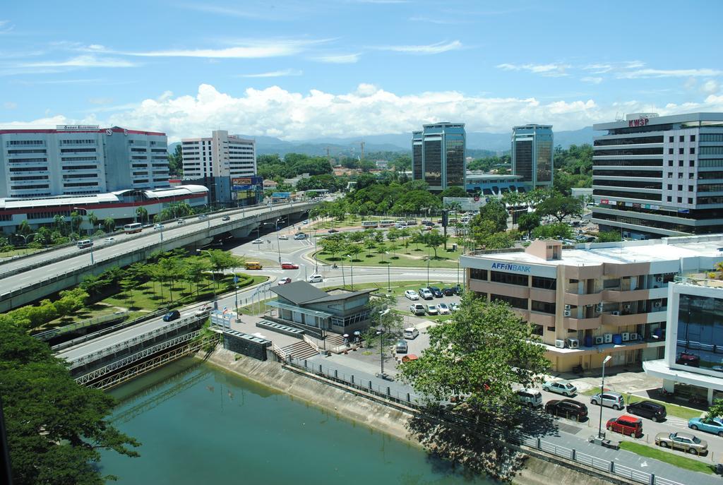 Cosy Modern Apartment Kota Kinabalu Exteriör bild
